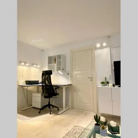 Apartamento Luxury 'kings Garden' City-flat In Center Of Town