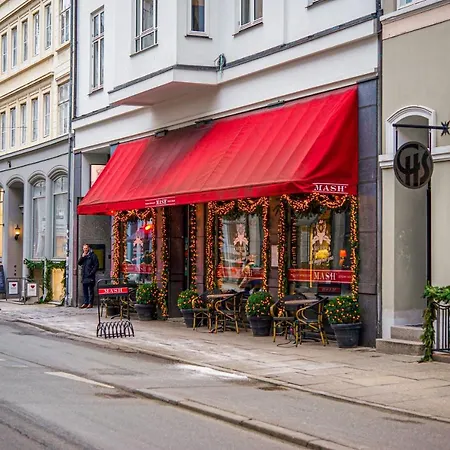 Sanders Main - Popular Two-bedroom Duplex Next To Magical Nyhavn * Копенгаген