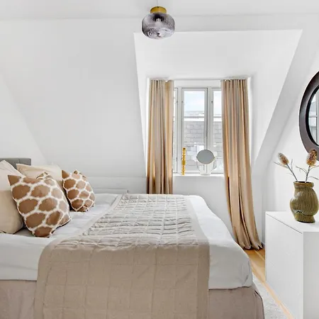 Sanders Regent - Adorable One-bedroom Near Square * København