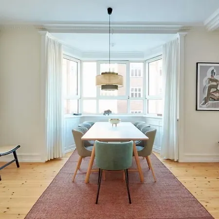 Appartement Large & Stylish In Trendy & Vibrant Neighbourhood *