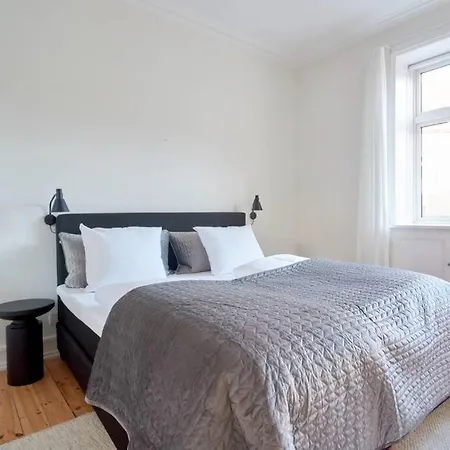 Appartement Large & Stylish In Trendy & Vibrant Neighbourhood *