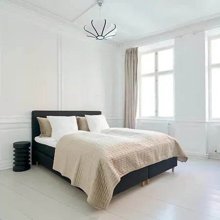 Апартаменты Cozy In Heart Of Near Stroget & Hojbro Plads