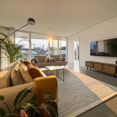 Exclusive Penthouse With Sunset Views Апартаменты