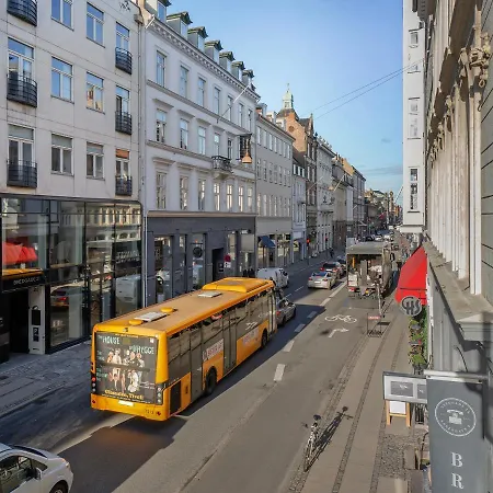 Апартаменты Sanders Main - Popular Two-bedroom Duplex Next To Magical Nyhavn *