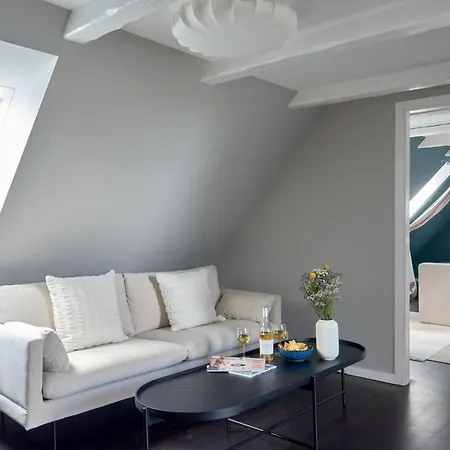 Apartment Luxury Penthouse - Private Balcony - Heart Of