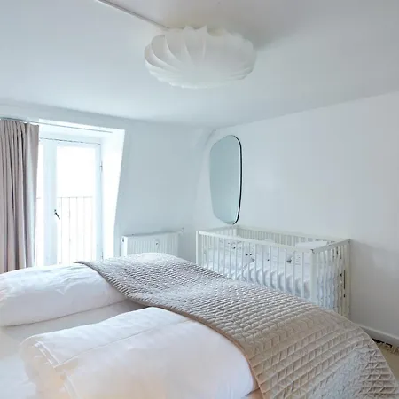 Luxury Penthouse - Private Balcony - Heart Of