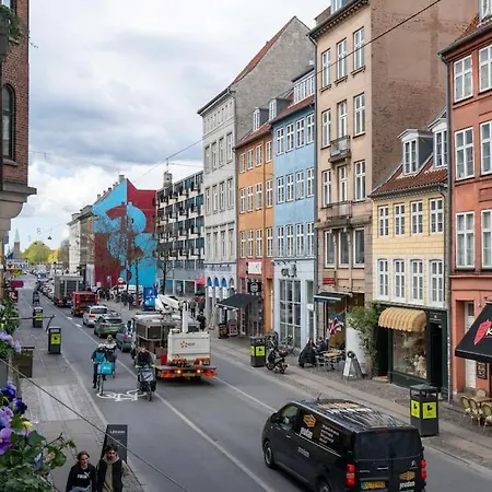 Stylish On Lively Street In Downtown Copenhague