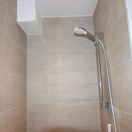 Beautiful 2-bed In Frederiksberg C W Balcony 公寓 *