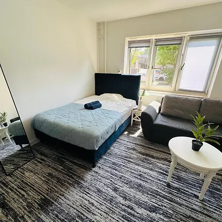 One Bedroom Apartment