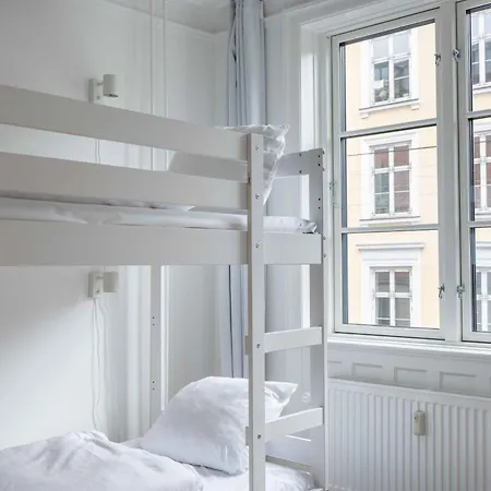 Stylish On Lively Street In Downtown Appartement *