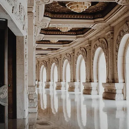 Апартаменты Luxury By Freetown & Canals *