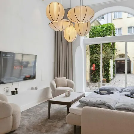 Luxury By Freetown & Canals Апартаменты
