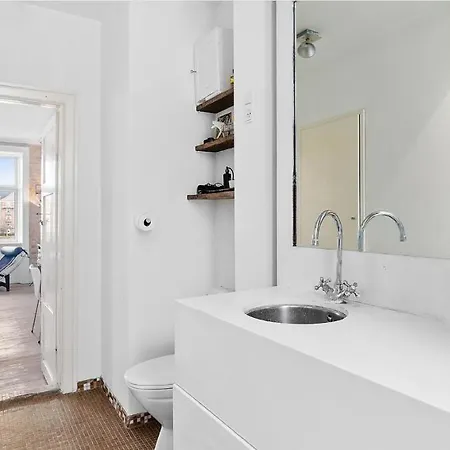 Apartament 2Br Inner City Lake View Apartment Kopenhaga