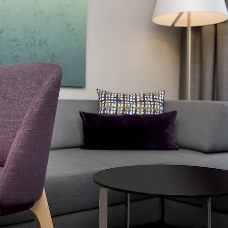 Apartahotel Adina 4*