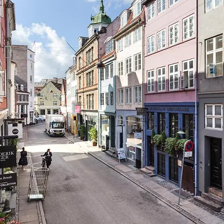Perfect For Friends & Families 2 Bedroom In Cph * 哥本哈根