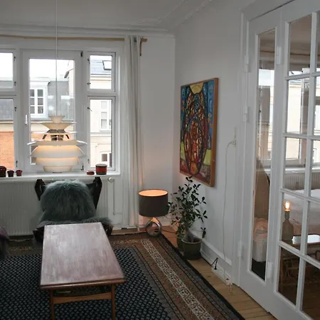 Large Penthouse דירה *