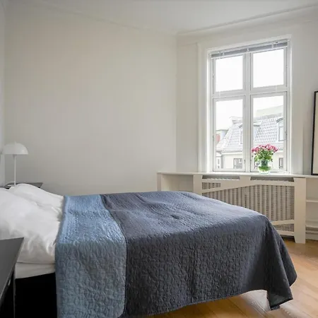 Sanders Merchant - Dreamy Three-bedroom With Terrace Апартаменты
