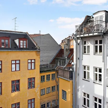 Apartman Sanders - Popular One-bedroom In The Lovely Capital *