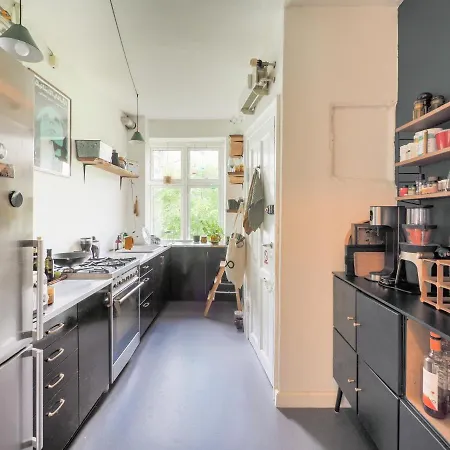 Authentic Danish In Trendy Vesterbro Appartement