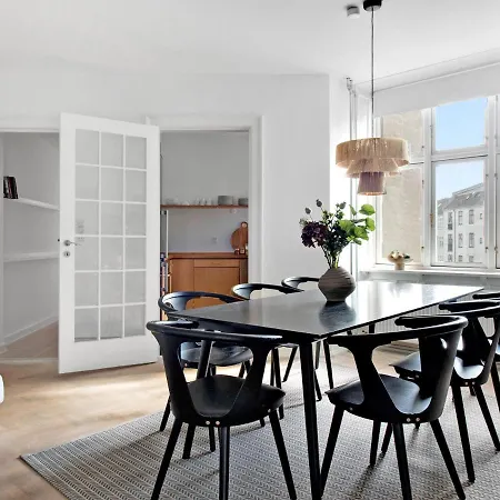 Sanders Stage - Endearing Three-bedroom Near Nyhavn Köpenhamn