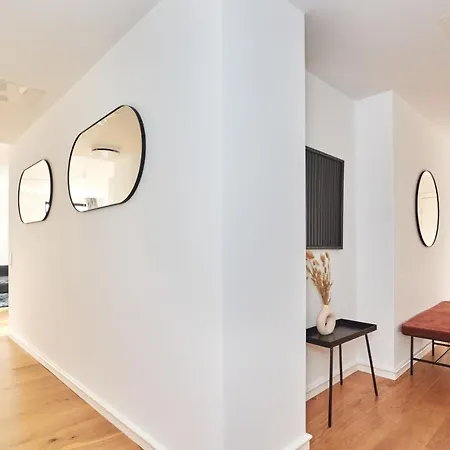 Stylish 2br W Private Balcony In Cph Centre * Copenhaga