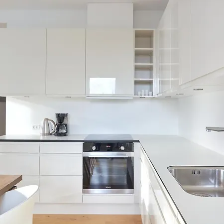 Stylish 2br W Private Balcony In Cph Centre Apartamento *