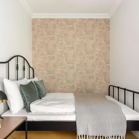 Cozy In Christianshavn W Two Balconies. Appartamento