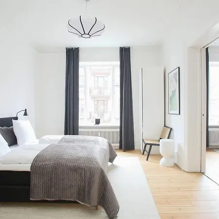 Daire 3 Bedroom Flat With Balcony In Peaceful Neighbourhood *