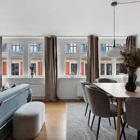 דירה Sanders Leaves - Precious Two-bedroom Penthouse In Downtown *