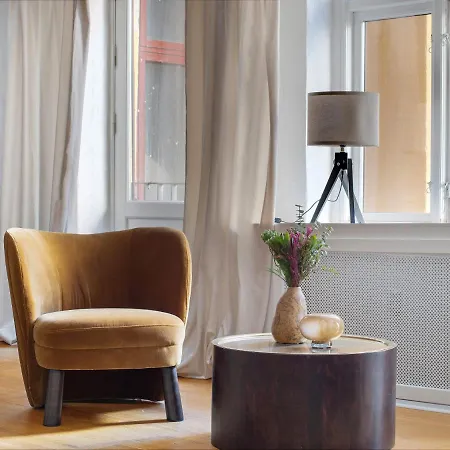Sanders - Pleasant Four-bedroom In The Lovely Capital Apartamento *