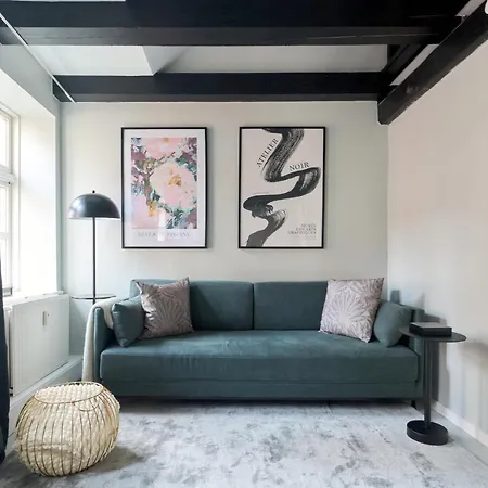 Unique 2 Bedroom Duplex W Exposed Beams In Cph * Kodaň