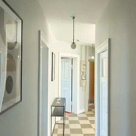 4 Bedroom Apt Close To Cph Zoo & City Centre Apartmán *