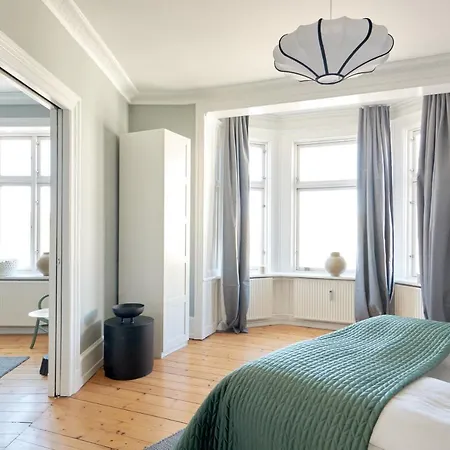4 Bedroom Apt Close To Cph Zoo & City Centre Apartmán *