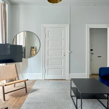 Perfect For Friends & Families 2 Bedroom In Cph * 哥本哈根