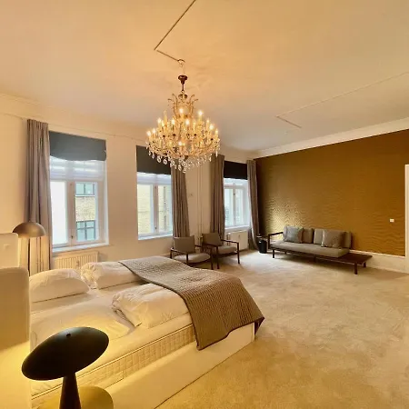 Beautiful 3 Bedroom Flat Next To The Marble Church Апартаменты Копенгаген
