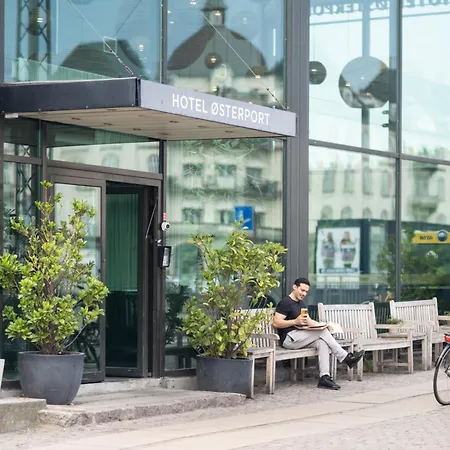 奥斯特波特酒店