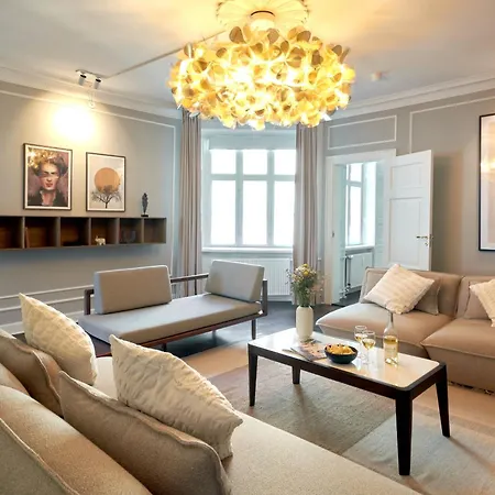 Large 4 Bedroom With Balcony & Bathtub In Cph Daire *