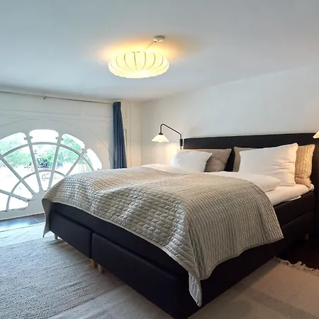 Daire Stylish Spacious W 3br In *