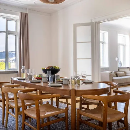 3 Bedroom In Lovely Area Köpenhamn