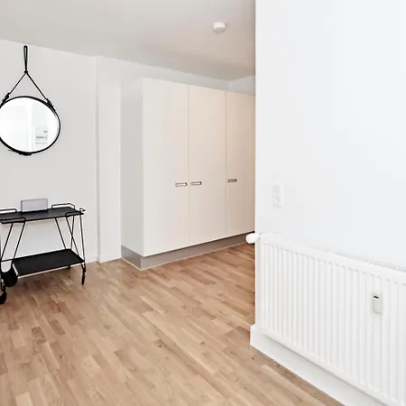 דירה Cool 1-bed With Private Terrace