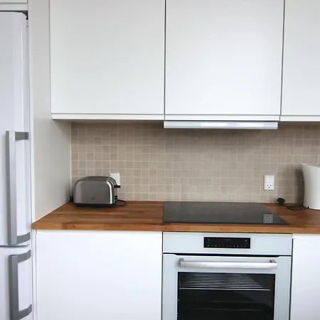 Beautiful 2-bed In Frederiksberg C W Balcony Appartement *