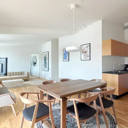 Cozy And Bright With Private Car Park * Kopenhagen