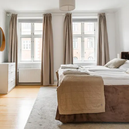 Nyhavn - Luxurious 3-4 Bedroom 哥本哈根