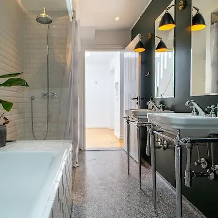 Апартаменты Central Penthouse With Panoramic Private Terrace