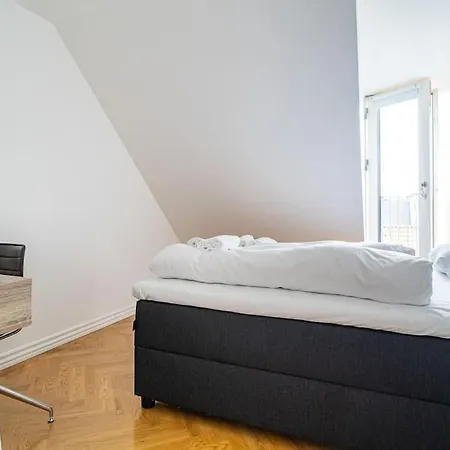 Central Penthouse With Panoramic Private Terrace Копенгаген