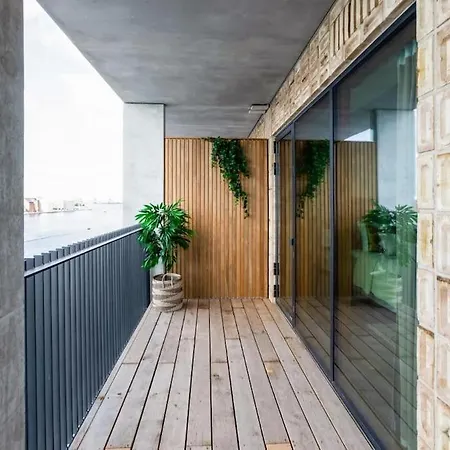 Daire Luxury Living In Prime Spot