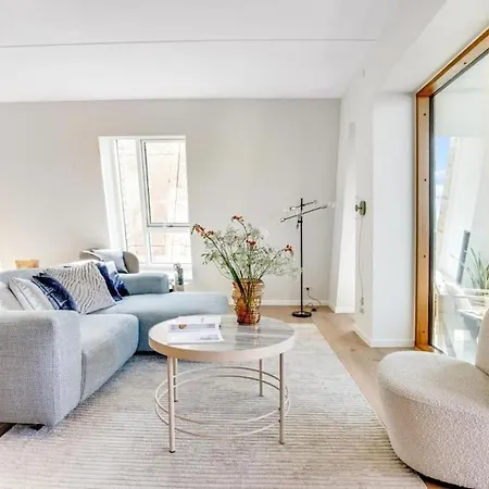 Luxury Living In Prime Spot Daire