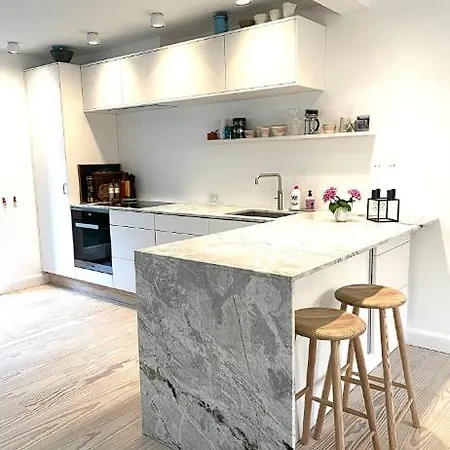 Uniq Townhouse In City Center !!! Villa