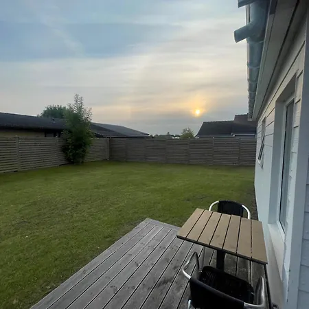 Ferienhaus Cozy Backhouse With Large Private Garden Kopenhagen