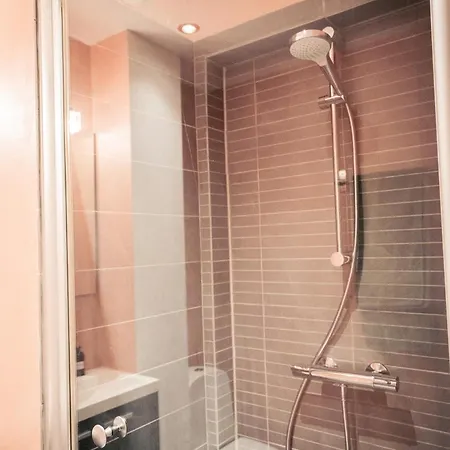 Spacious With Amazing Loft * Kopenhaga
